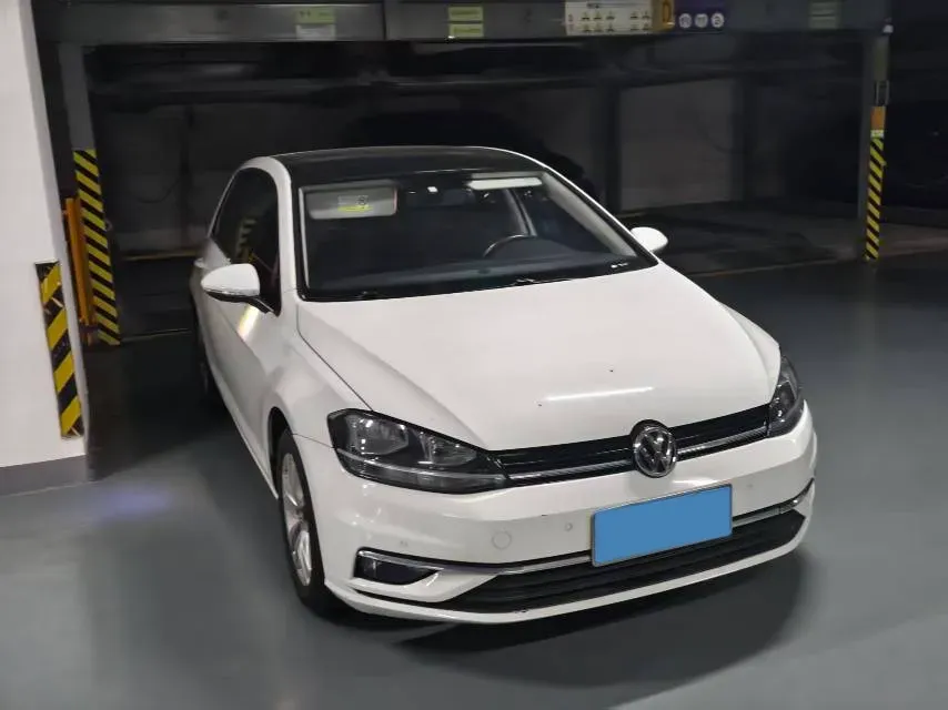2018 Volkswagen Golf 1.6L 110HP L4 6AT,autocango,china used car exporter,china ev exporter,chinese used car exporter,chinese used ev exporter