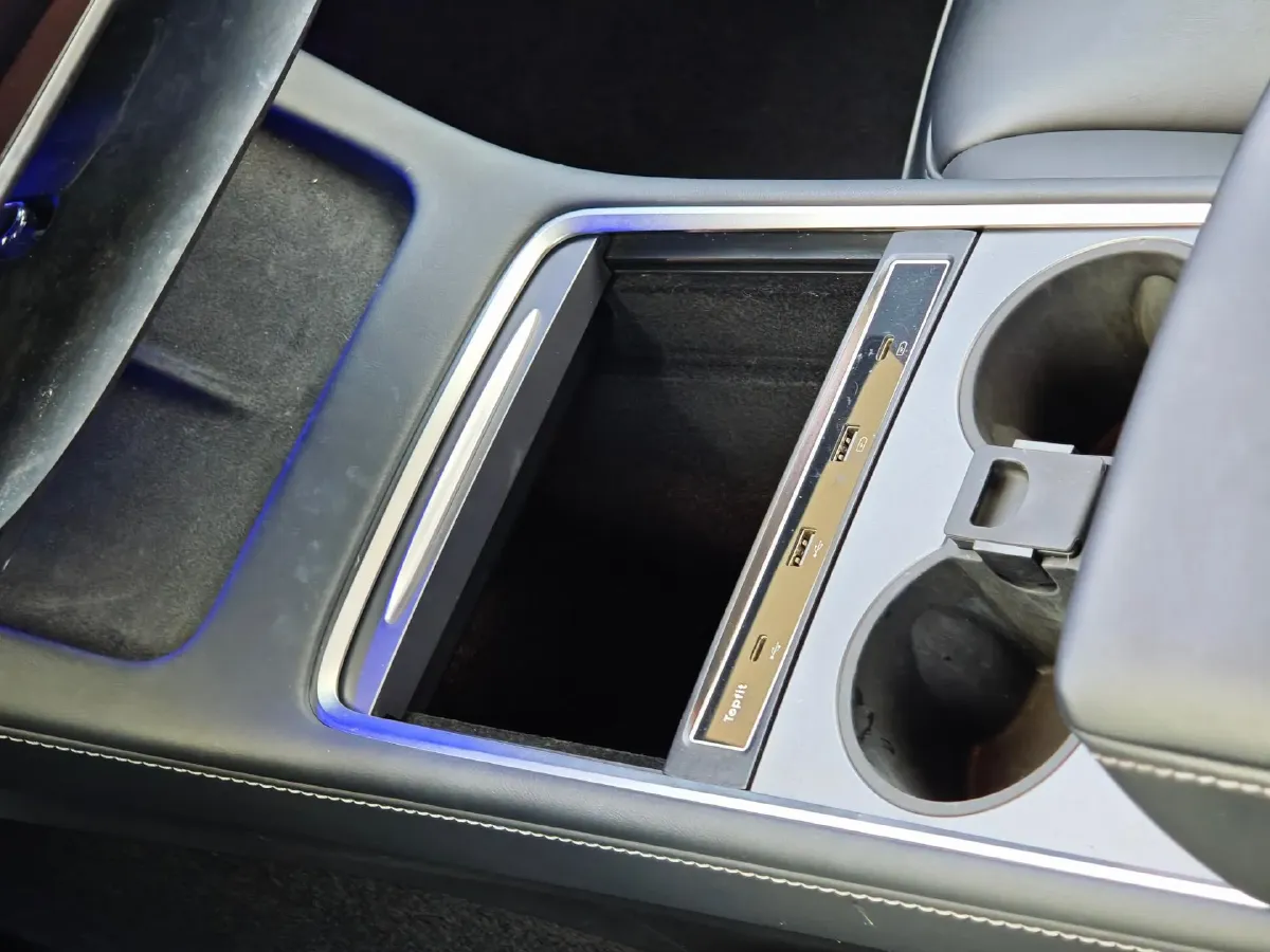 2021 Tesla Model Y BEV 60KWH,autocango,china used car exporter,china ev exporter,chinese used car exporter,chinese used ev exporter