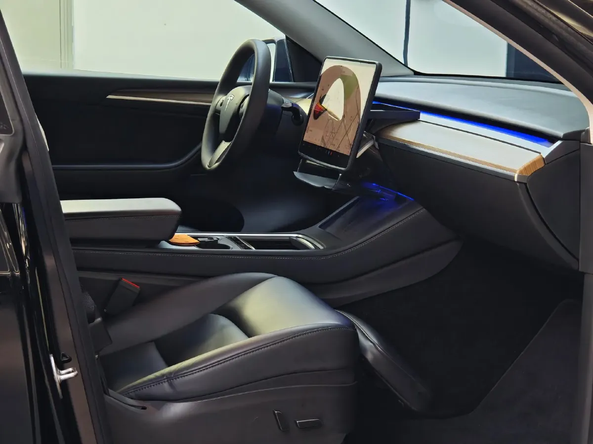 2021 Tesla Model Y BEV 60KWH,autocango,china used car exporter,china ev exporter,chinese used car exporter,chinese used ev exporter