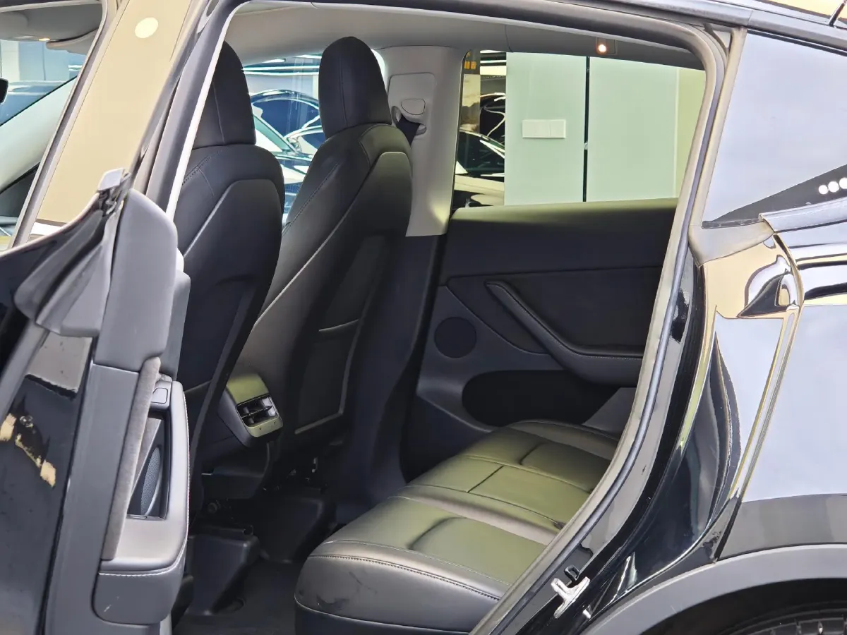 2021 Tesla Model Y BEV 60KWH,autocango,china used car exporter,china ev exporter,chinese used car exporter,chinese used ev exporter