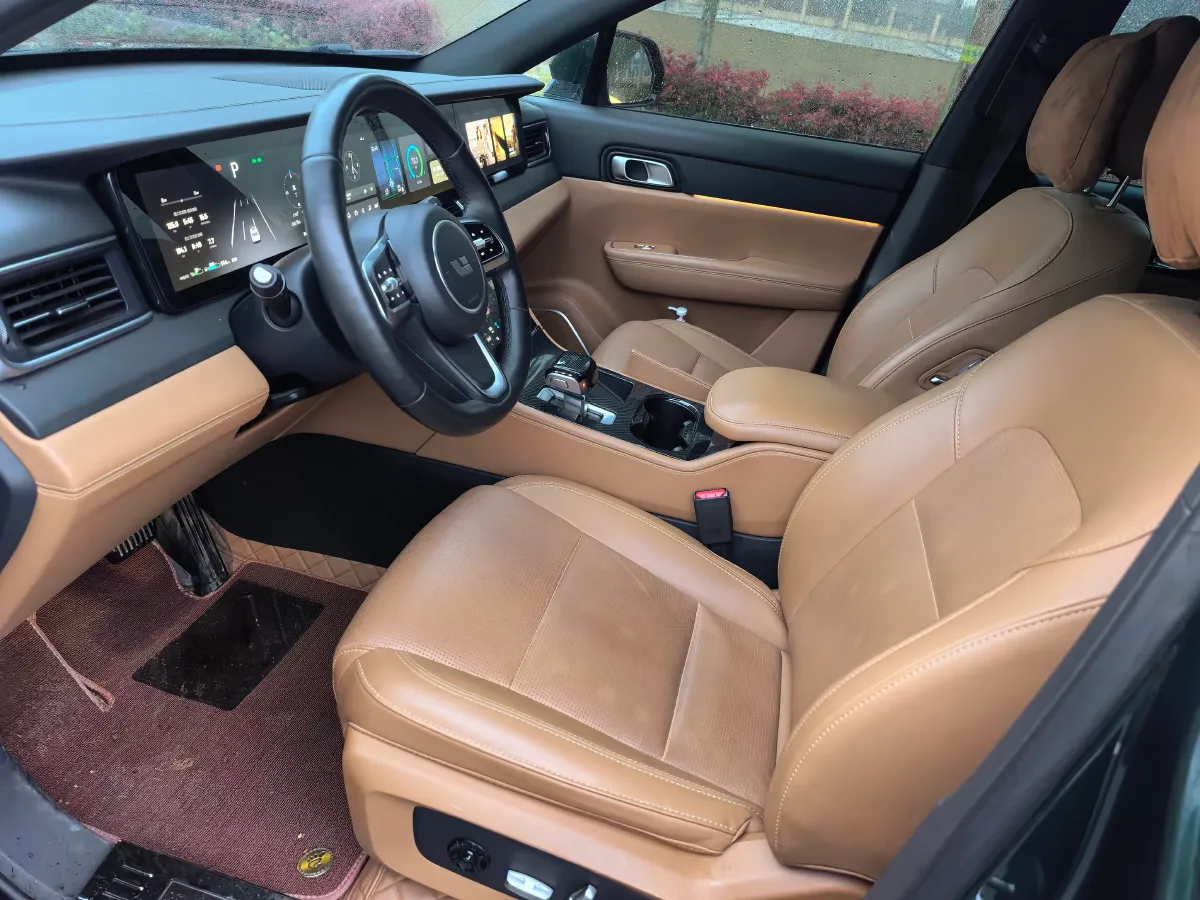 2021 Li ONE Range Extended 131HP REEV 40.5KWH,autocango,china used car exporter,china ev exporter,chinese used car exporter,chinese used ev exporter