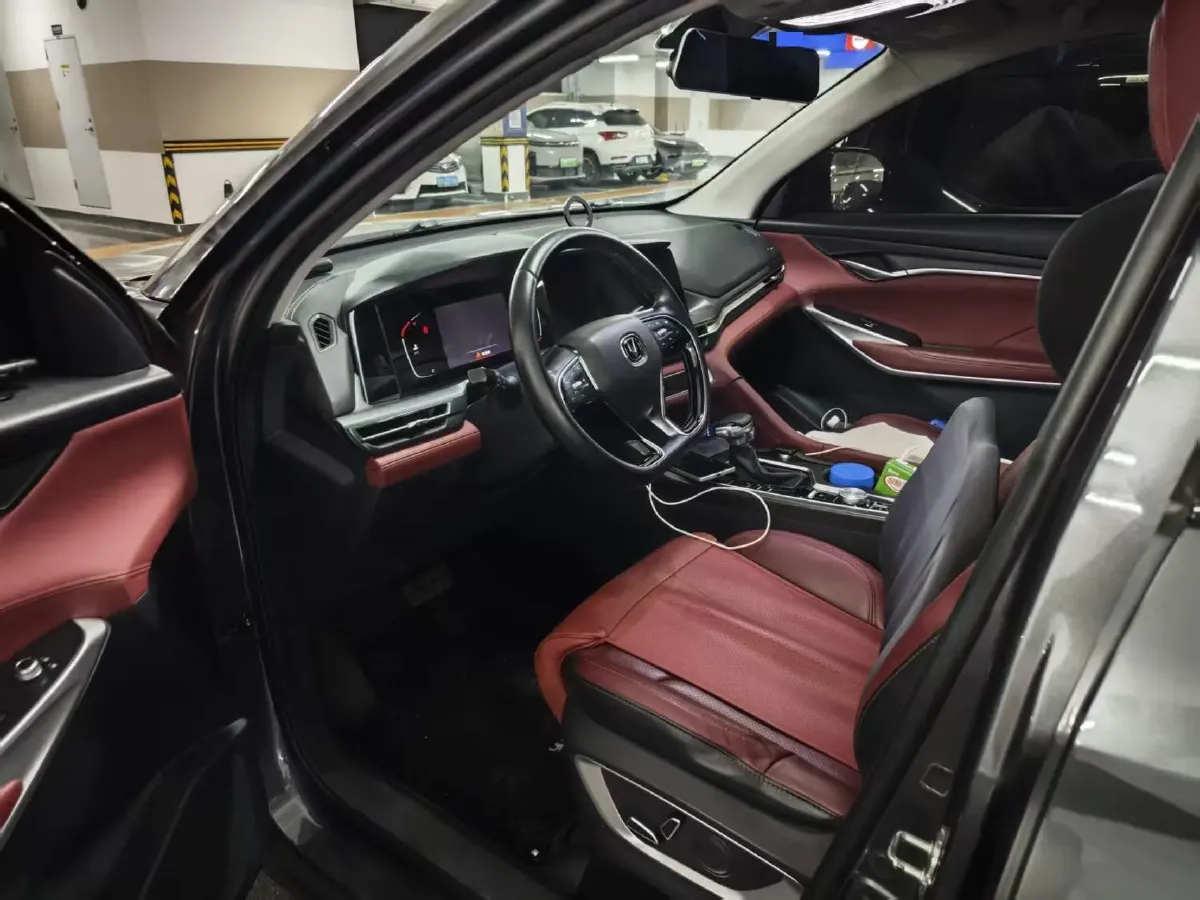 2021 ChangAn CS75 Plus 1.5T 178HP L4 6AT,autocango,china used car exporter,china ev exporter,chinese used car exporter,chinese used ev exporter