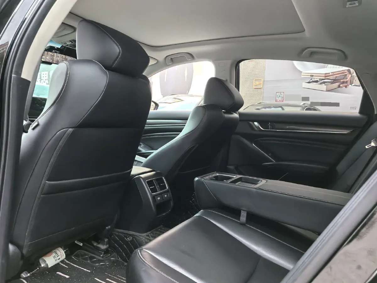 2022 Honda Accord 1.5T 194HP L4 CVT,autocango,china used car exporter,china ev exporter,chinese used car exporter,chinese used ev exporter