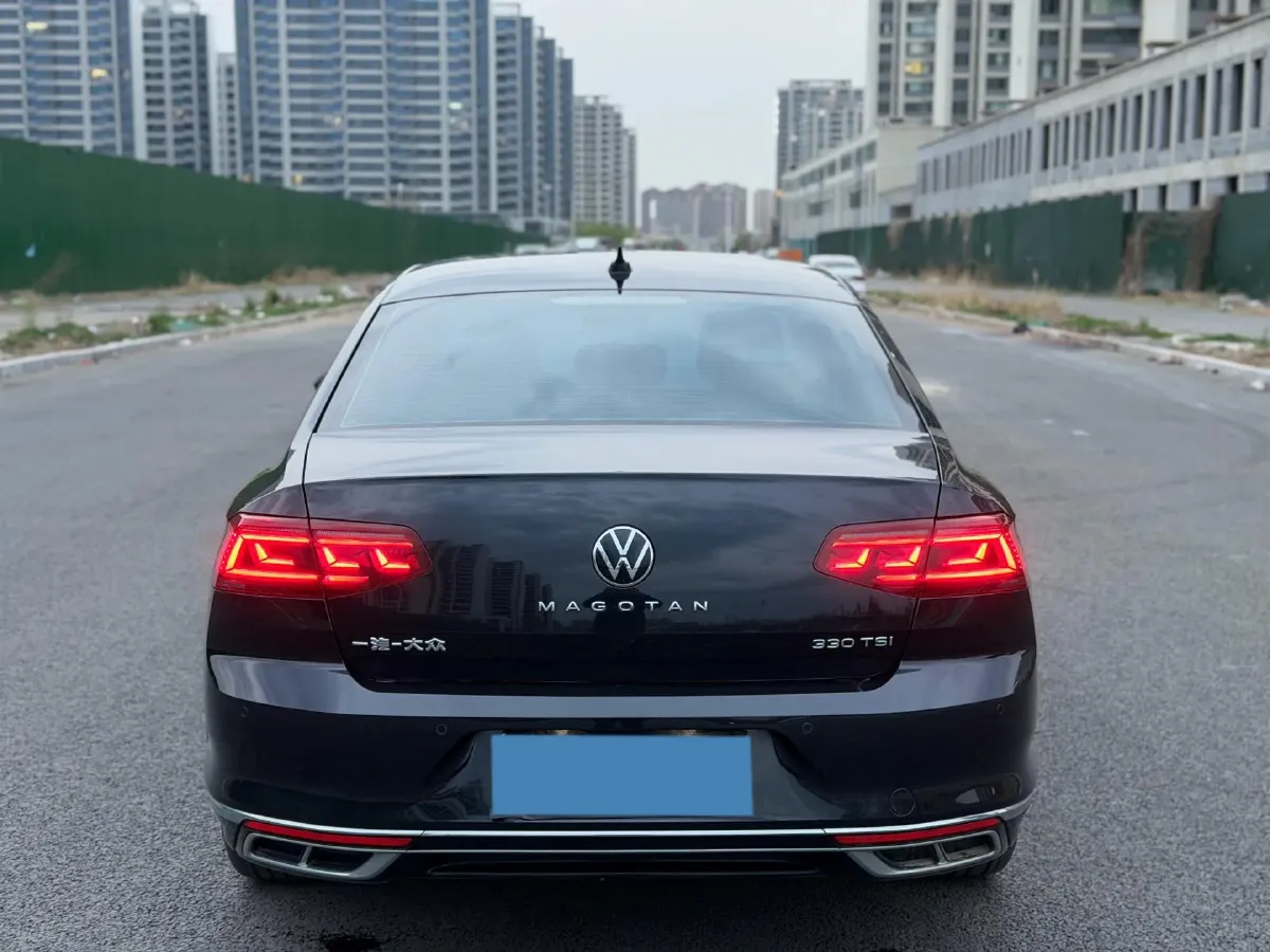 2023 Volkswagen Magotan 2.0T 186HP L4 7DCT,autocango,china used car exporter,china ev exporter,chinese used car exporter,chinese used ev exporter