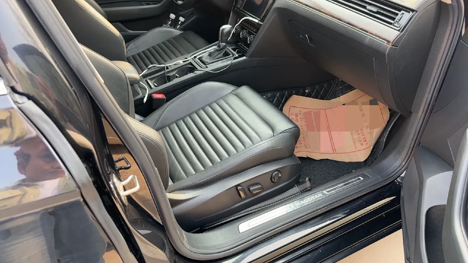 2019 Chevrolet Malibu XL 2.0T 241HP L4 9AT,autocango,china used car exporter,china ev exporter,chinese used car exporter,chinese used ev exporter