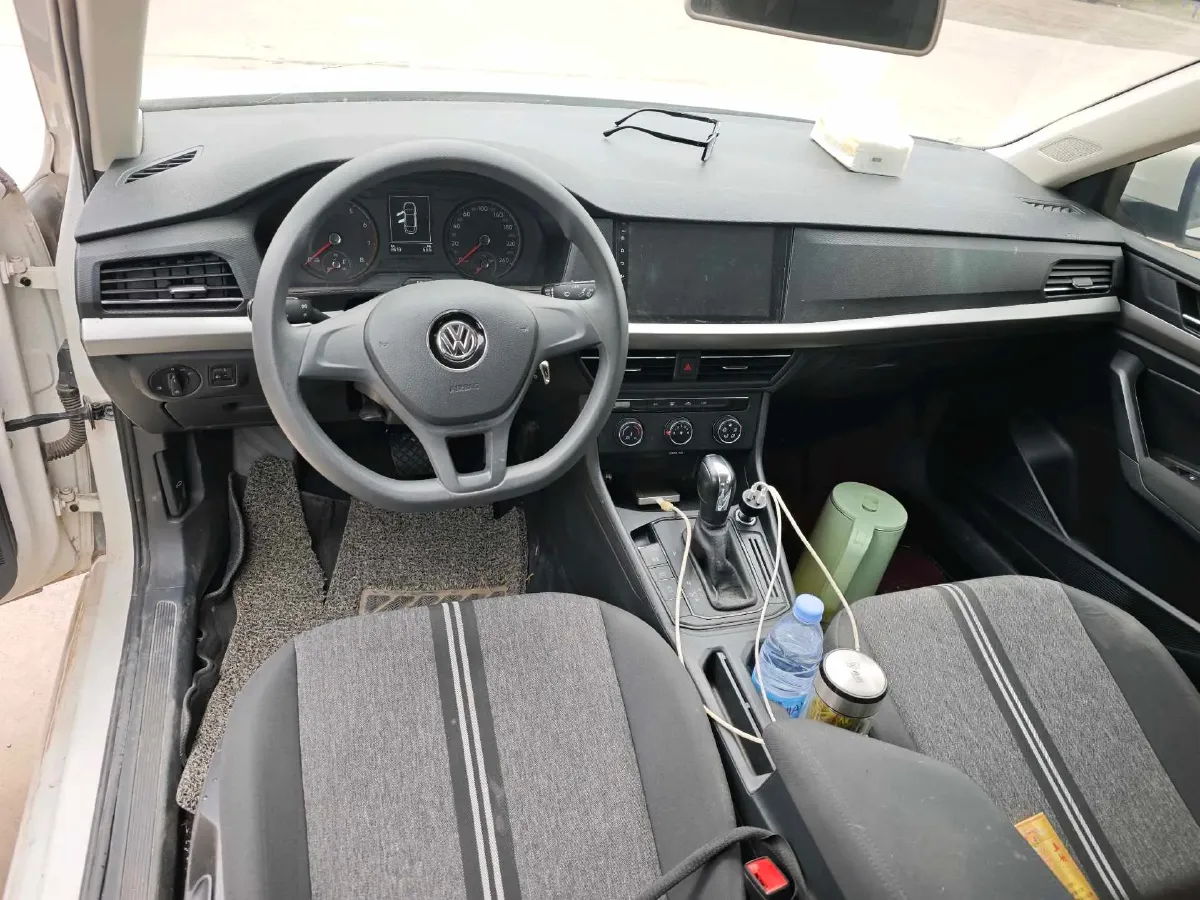 2019 Volkswagen T-Cross 1.5L 113HP L4 6AT,autocango,china used car exporter,china ev exporter,chinese used car exporter,chinese used ev exporter