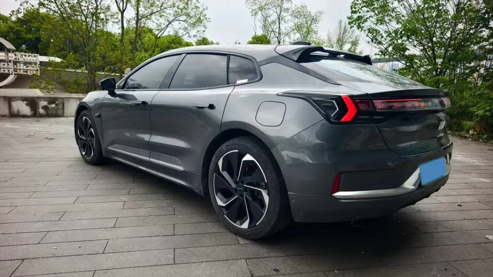 2022 Zeekr 001 BEV 86KWH,autocango,china used car exporter,china ev exporter,chinese used car exporter,chinese used ev exporter