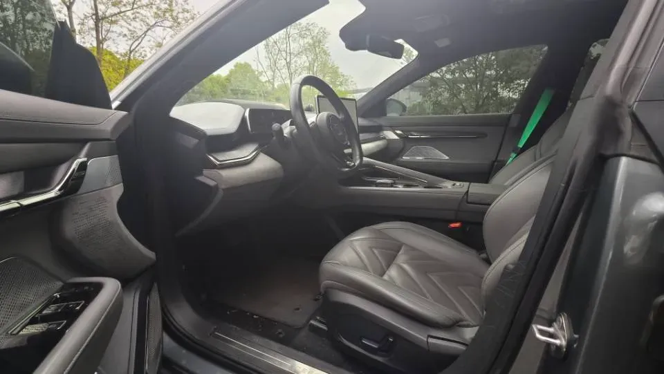 2022 Zeekr 001 BEV 86KWH,autocango,china used car exporter,china ev exporter,chinese used car exporter,chinese used ev exporter