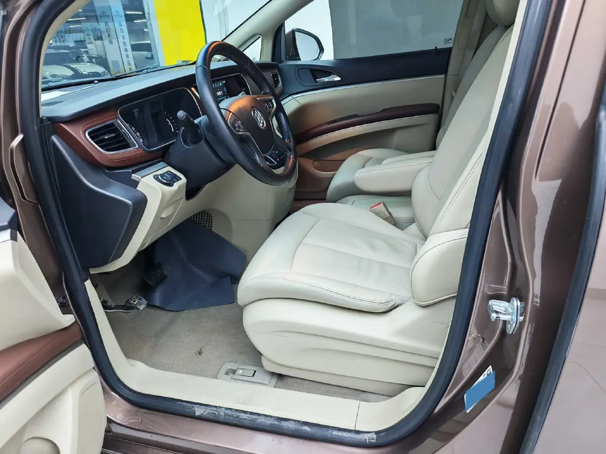 2018 Buick GL8 2.0T 260HP L4 6AT,autocango,china used car exporter,china ev exporter,chinese used car exporter,chinese used ev exporter