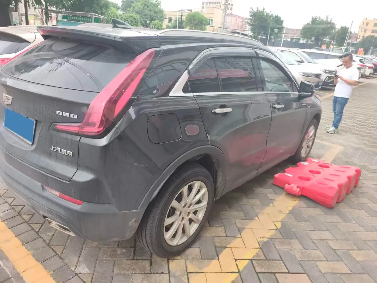 2018 Cadillac XT4 2.0T 241HP L4 9AT,autocango,china used car exporter,china ev exporter,chinese used car exporter,chinese used ev exporter