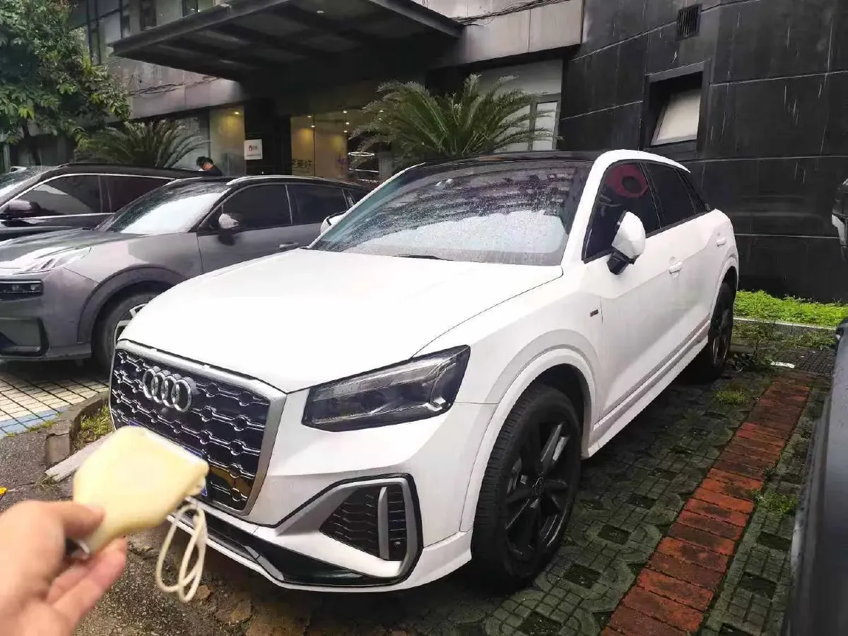 2022 Audi Q2L 1.4T 150HP L4 7DCT,autocango,china used car exporter,china ev exporter,chinese used car exporter,chinese used ev exporter
