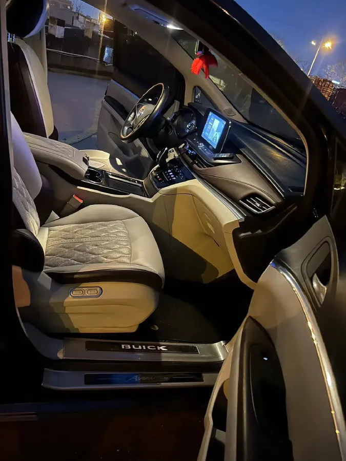 2021 Buick GL8 2.0T 237HP L4 9AT,autocango,china used car exporter,china ev exporter,chinese used car exporter,chinese used ev exporter