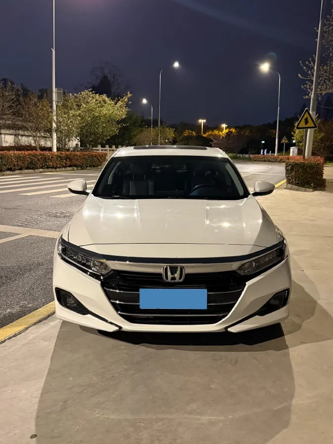 2022 Honda Accord 1.5T 194HP L4 CVT,autocango,china used car exporter,china ev exporter,chinese used car exporter,chinese used ev exporter