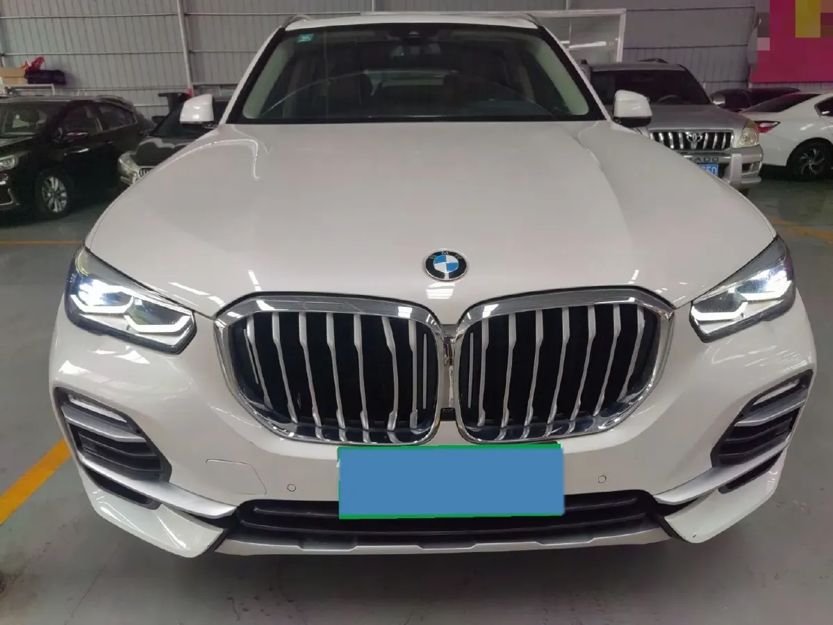 2020 BMW X5 2.0T 265HP L4 8AT,autocango,china used car exporter,china ev exporter,chinese used car exporter,chinese used ev exporter
