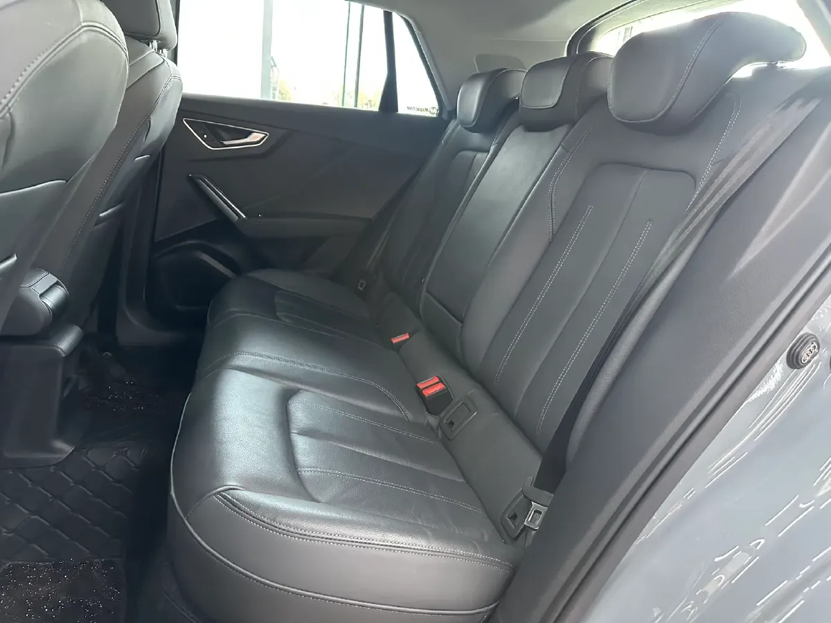 2022 Audi Q2L 1.4T 150HP L4 7DCT,autocango,china used car exporter,china ev exporter,chinese used car exporter,chinese used ev exporter