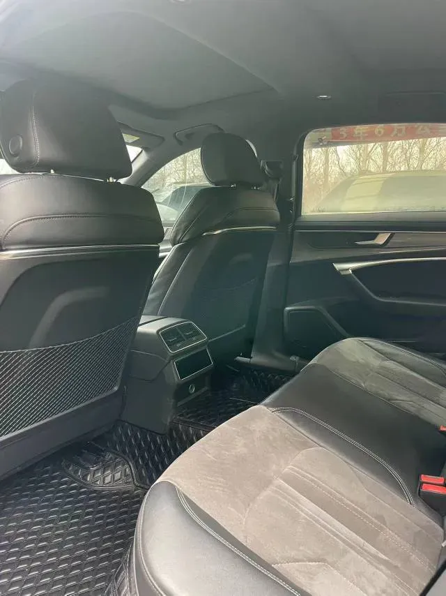 2023 Audi A6L 2.0T 190HP L4 7DCT,autocango,china used car exporter,china ev exporter,chinese used car exporter,chinese used ev exporter