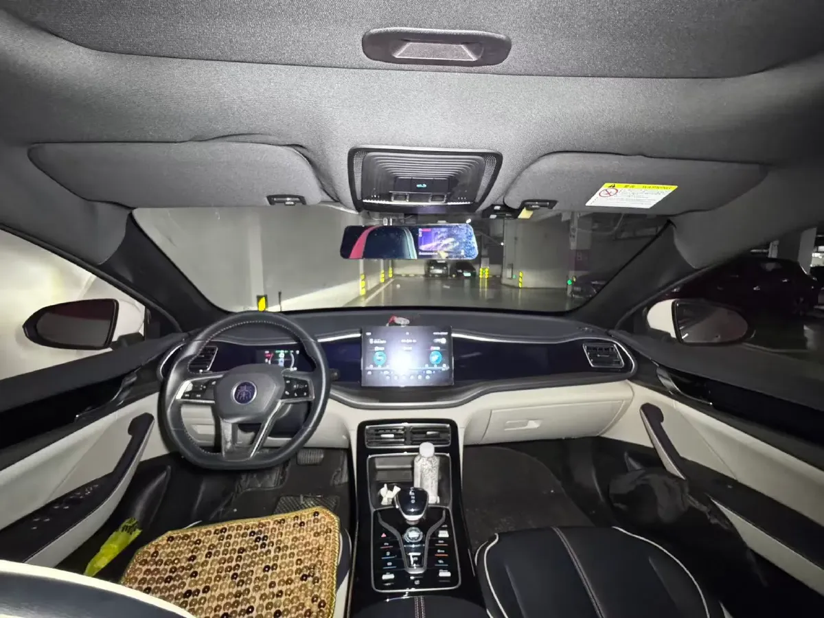 2021 Haval F7 1.5T 169HP L4 7DCT,autocango,china used car exporter,china ev exporter,chinese used car exporter,chinese used ev exporter