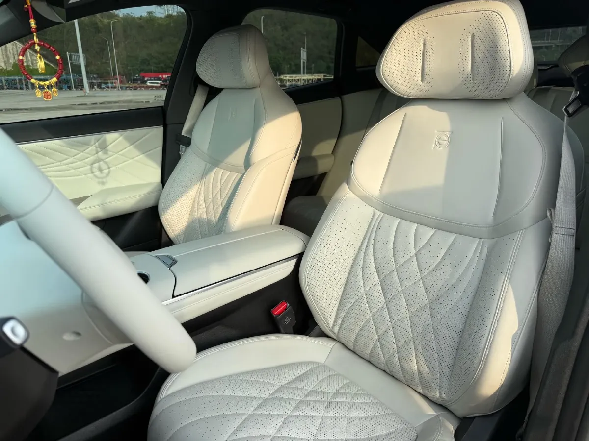 2023 Deepal S07 BEV 79.97KWH,autocango,china used car exporter,china ev exporter,chinese used car exporter,chinese used ev exporter