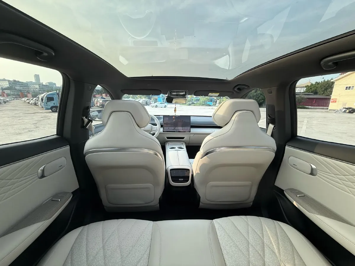 2023 Deepal S07 BEV 79.97KWH,autocango,china used car exporter,china ev exporter,chinese used car exporter,chinese used ev exporter