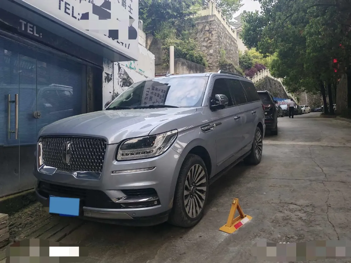 2019 Lincoln Navigator 3.5T 388HP V6 10AT,autocango,china used car exporter,china ev exporter,chinese used car exporter,chinese used ev exporter