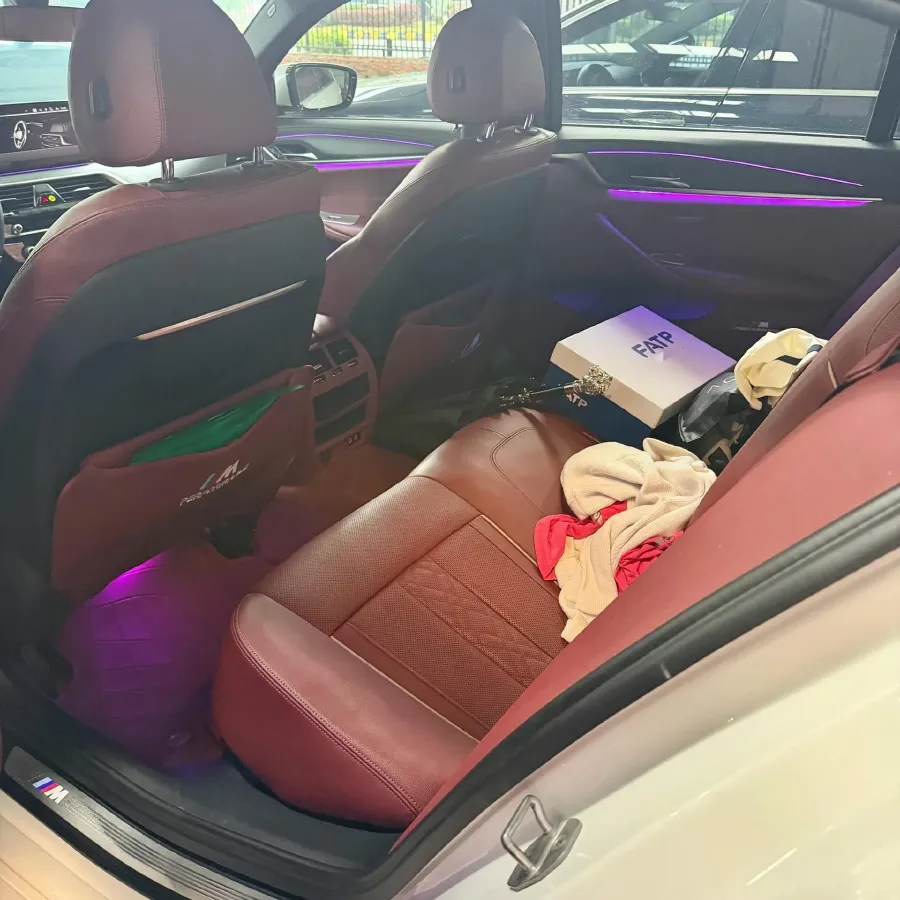 2022 BMW 5 Series 2.0T 252HP L4 8AT,autocango,china used car exporter,china ev exporter,chinese used car exporter,chinese used ev exporter