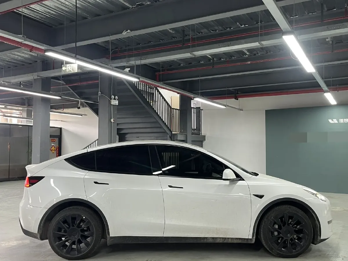 2023 Tesla Model Y BEV 78.4KWH,autocango,china used car exporter,china ev exporter,chinese used car exporter,chinese used ev exporter