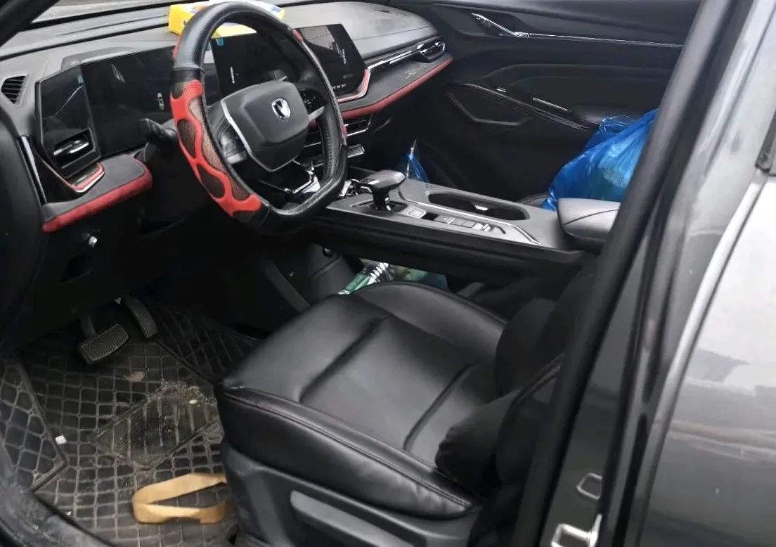 2024 ChangAn X5 PLUS 1.5T 188HP L4 7DCT,autocango,china used car exporter,china ev exporter,chinese used car exporter,chinese used ev exporter