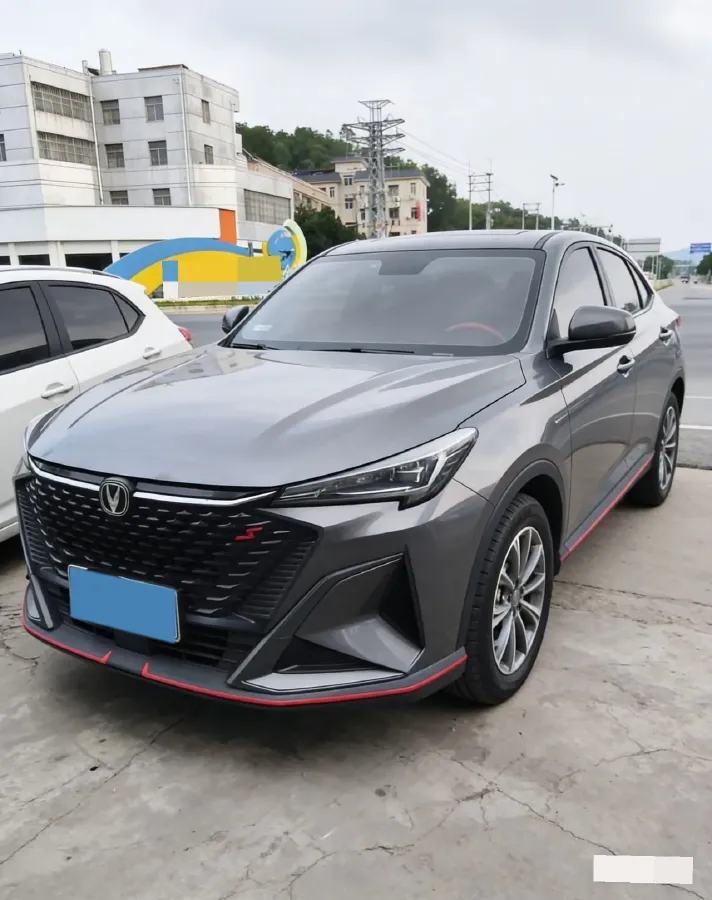 2024 ChangAn X5 PLUS 1.5T 188HP L4 7DCT,autocango,china used car exporter,china ev exporter,chinese used car exporter,chinese used ev exporter
