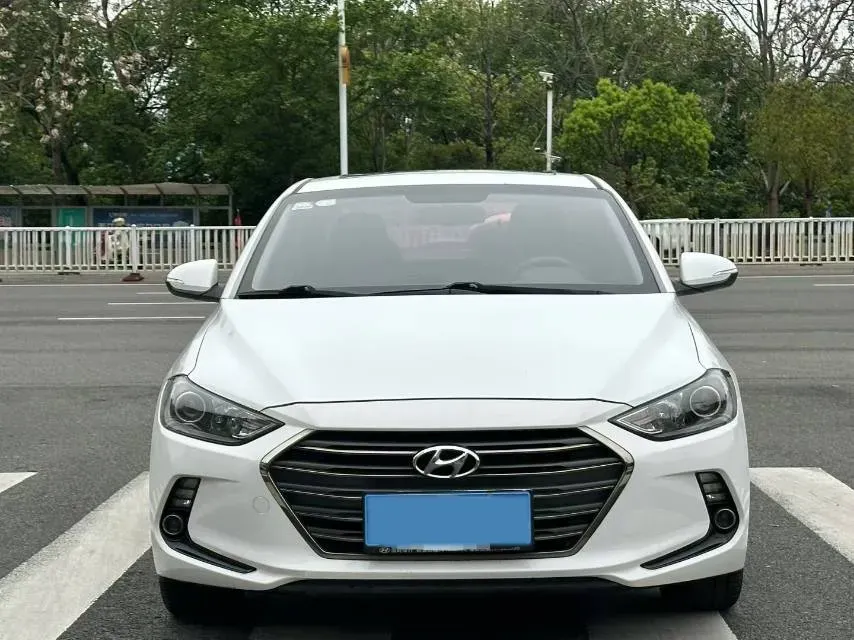 2016 Hyundai Elantra 1.6L 130HP L4 6AT,autocango,china used car exporter,china ev exporter,chinese used car exporter,chinese used ev exporter