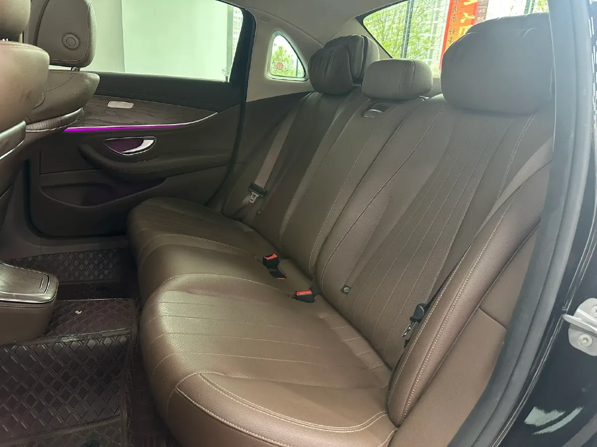 2022 Mercedes-Benz E Class 2.0T 211HP L4 9AT PHEV 25.4KWH,autocango,china used car exporter,china ev exporter,chinese used car exporter,chinese used ev exporter