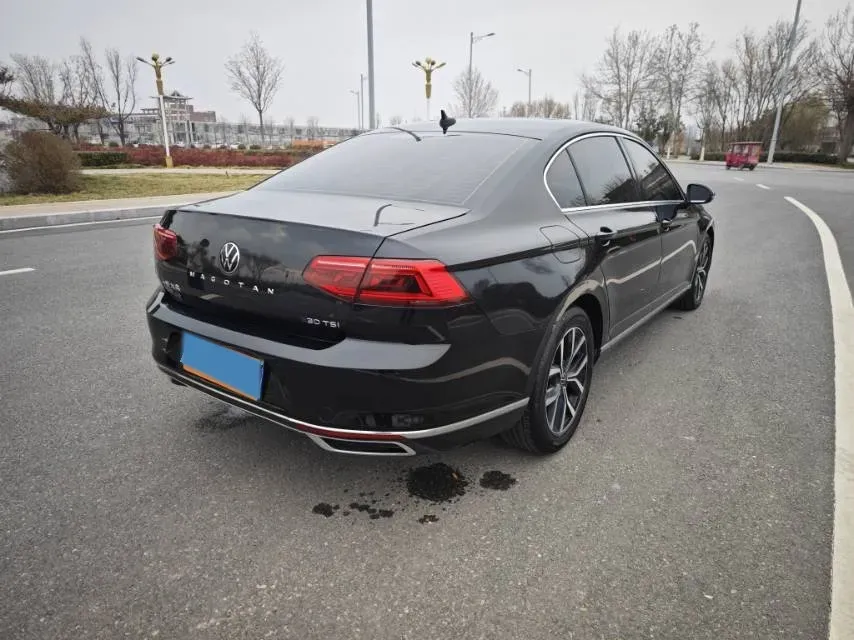 2020 Volkswagen Magotan 2.0T 186HP L4 7DCT,autocango,china used car exporter,china ev exporter,chinese used car exporter,chinese used ev exporter