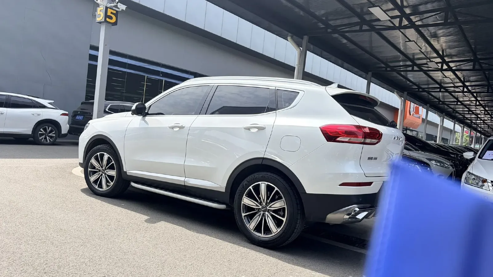 2021 Haval H6 1.5T 169HP L4 7DCT,autocango,china used car exporter,china ev exporter,chinese used car exporter,chinese used ev exporter