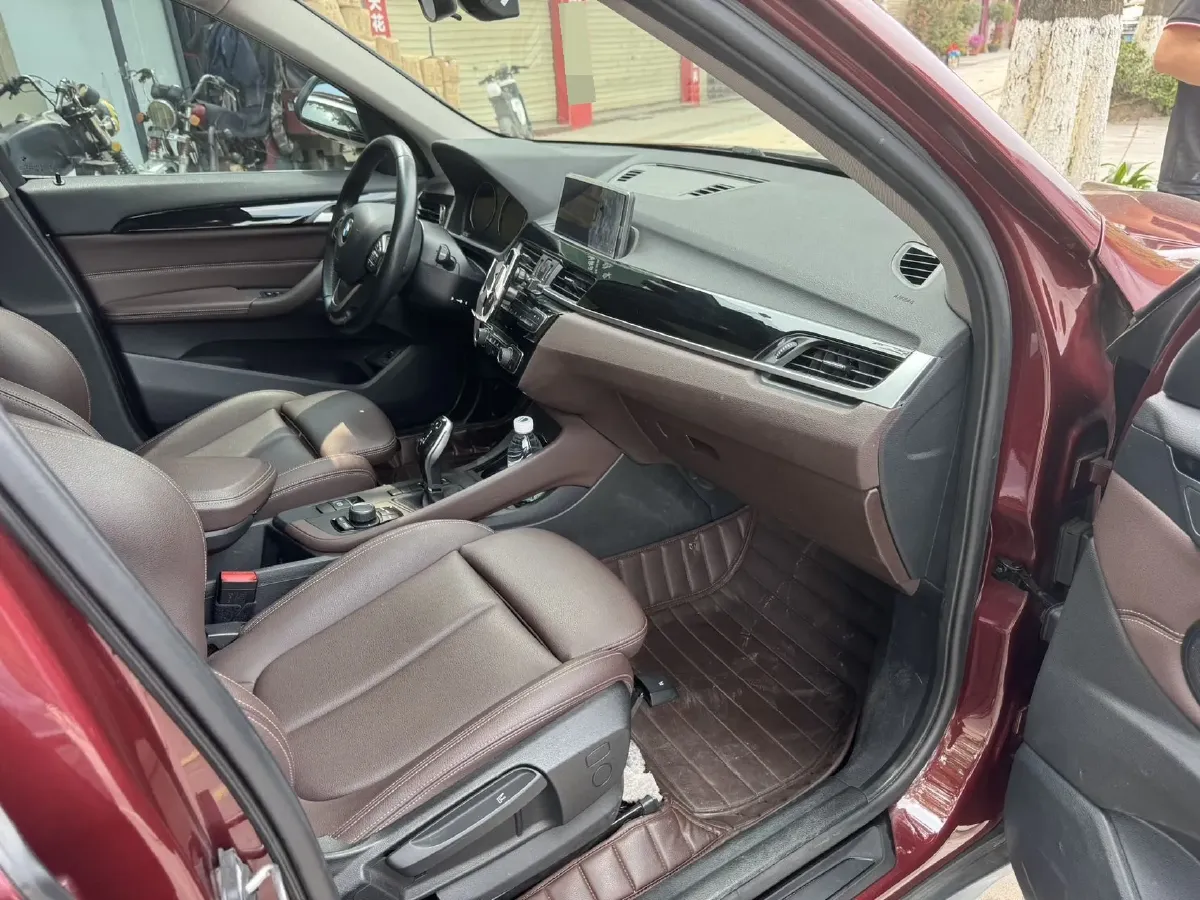 2020 BMW X1 1.5T 140HP L3 7DCT,autocango,china used car exporter,china ev exporter,chinese used car exporter,chinese used ev exporter