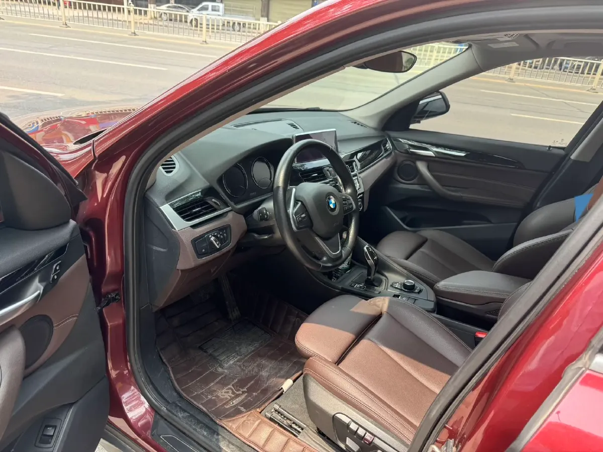 2020 BMW X1 1.5T 140HP L3 7DCT,autocango,china used car exporter,china ev exporter,chinese used car exporter,chinese used ev exporter