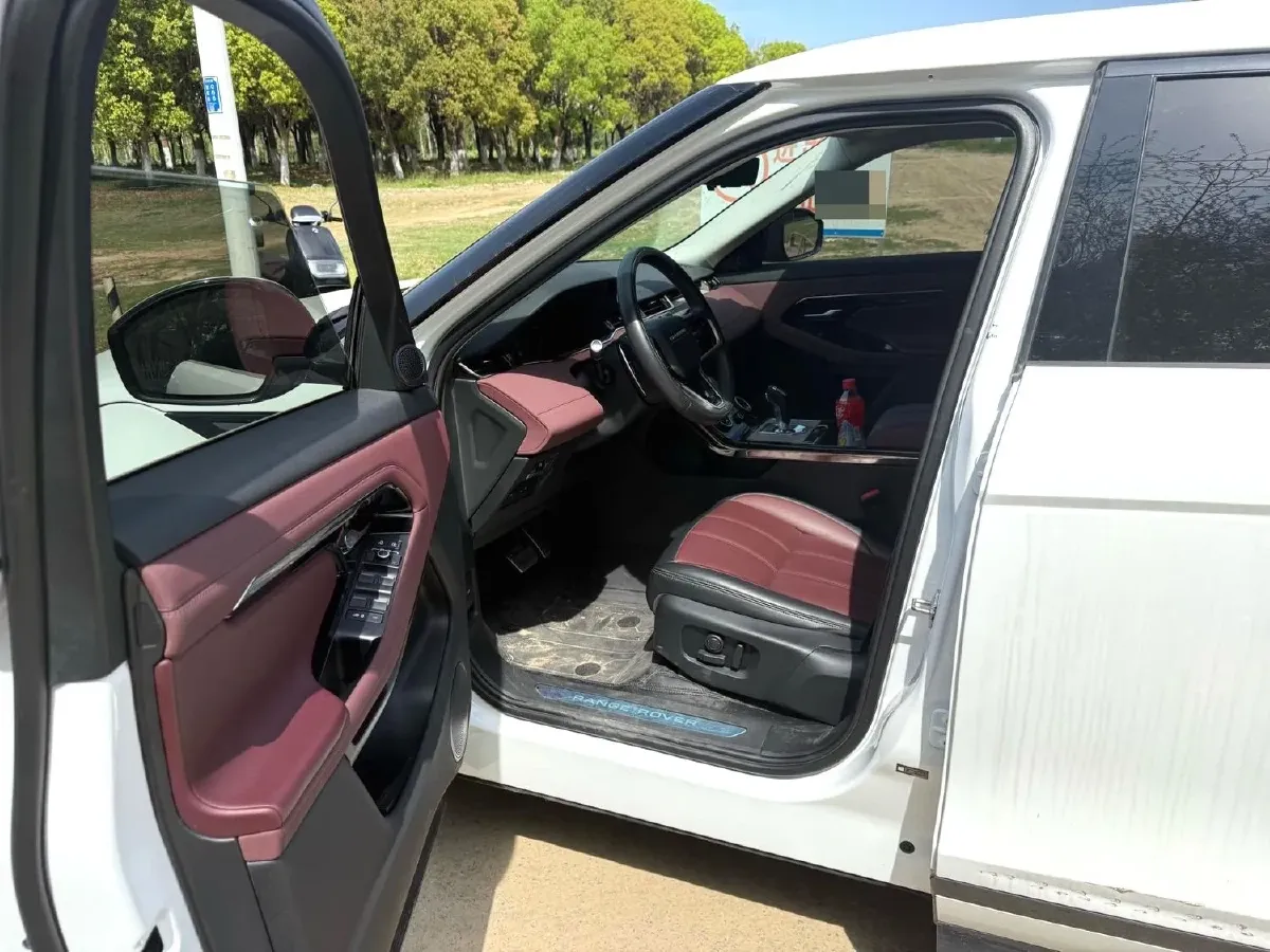 2022 Land Rover Range Rover Evoque 2.0T 249HP L4 9AT,autocango,china used car exporter,china ev exporter,chinese used car exporter,chinese used ev exporter