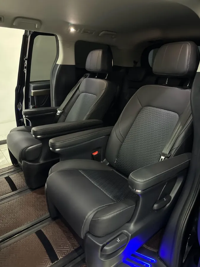 2021 GAC Trumpchi M8 2.0T 252HP L4 8AT,autocango,china used car exporter,china ev exporter,chinese used car exporter,chinese used ev exporter