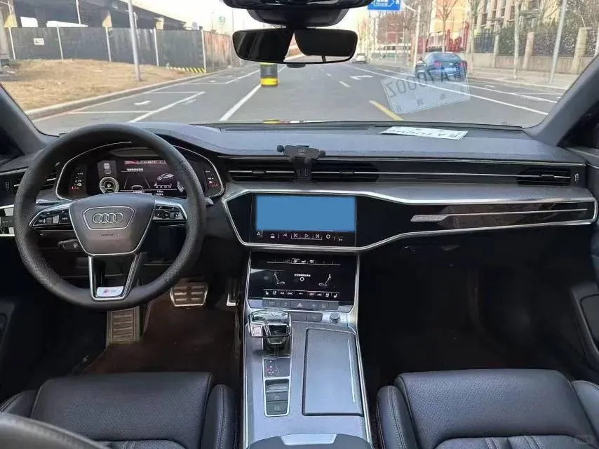2019 Audi A6L 2.0T 224HP L4 7DCT,autocango,china used car exporter,china ev exporter,chinese used car exporter,chinese used ev exporter