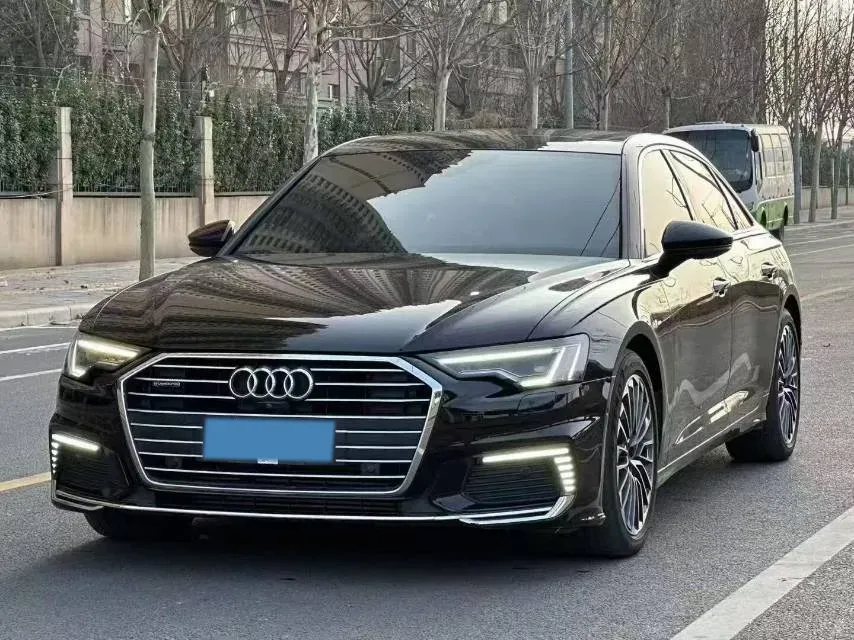2019 Audi A6L 2.0T 224HP L4 7DCT,autocango,china used car exporter,china ev exporter,chinese used car exporter,chinese used ev exporter