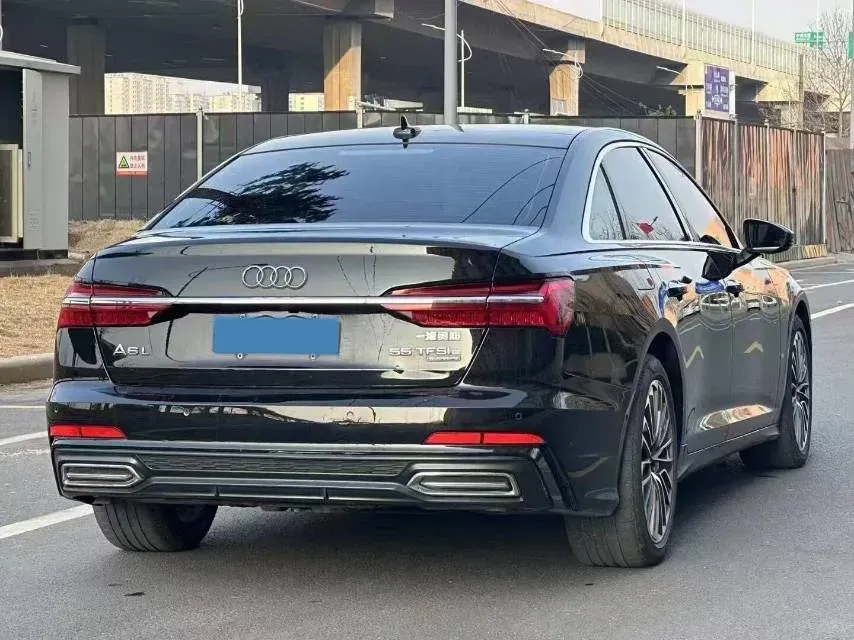 2019 Audi A6L 2.0T 224HP L4 7DCT,autocango,china used car exporter,china ev exporter,chinese used car exporter,chinese used ev exporter