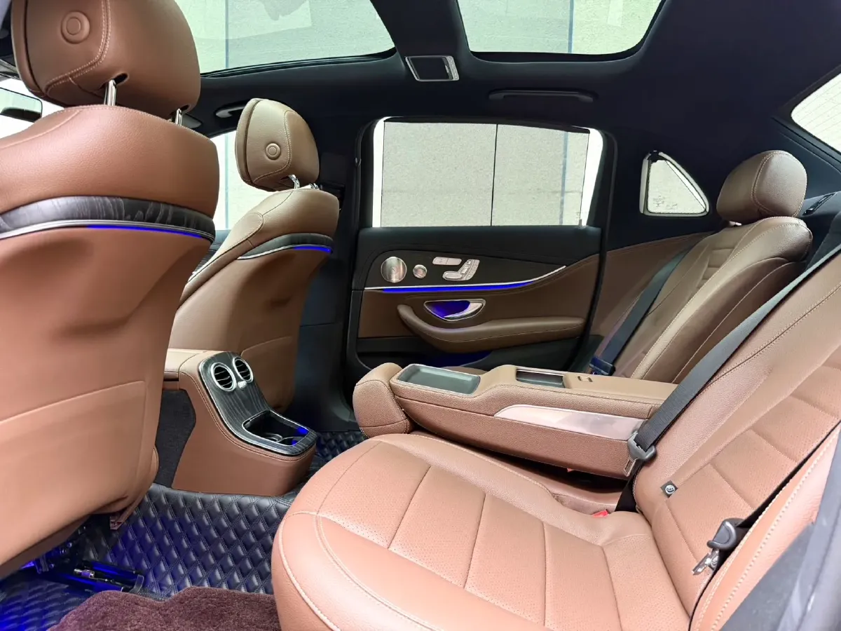 2022 Mercedes-Benz E Class 2.0T 258HP L4 9AT,autocango,china used car exporter,china ev exporter,chinese used car exporter,chinese used ev exporter