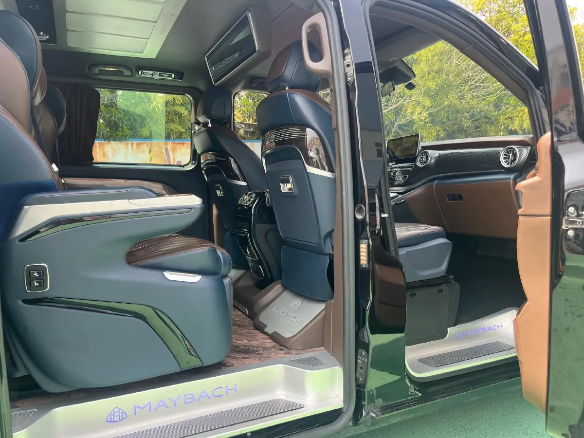 2021 Mercedes-Benz Vito 2.0T 211HP L4 9AT,autocango,china used car exporter,china ev exporter,chinese used car exporter,chinese used ev exporter