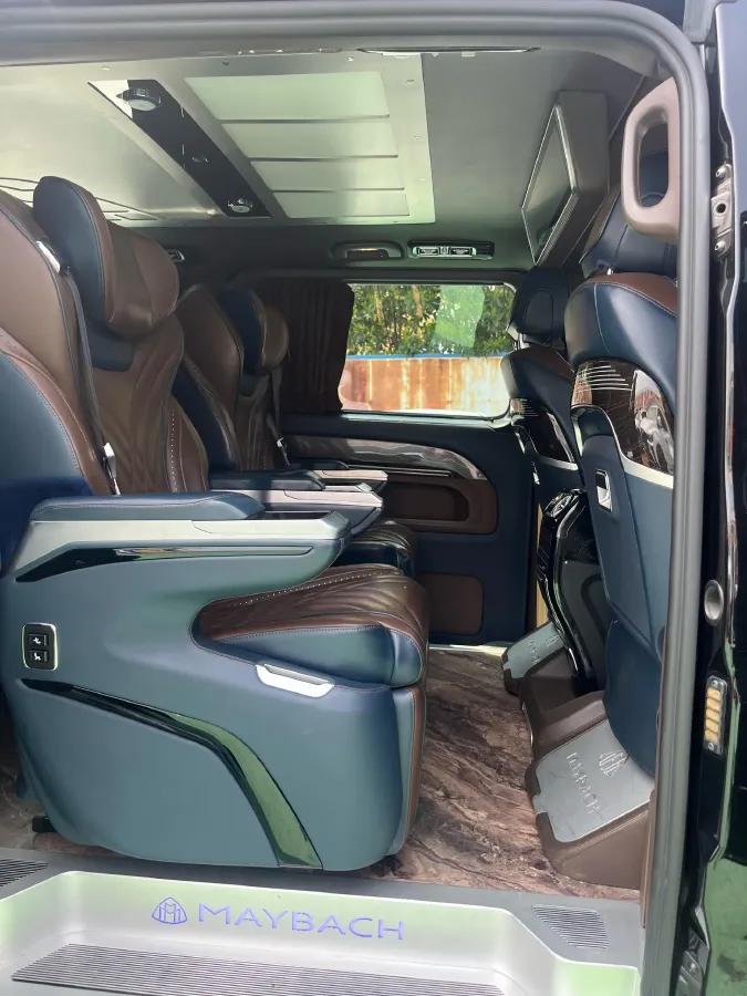 2021 Mercedes-Benz Vito 2.0T 211HP L4 9AT,autocango,china used car exporter,china ev exporter,chinese used car exporter,chinese used ev exporter