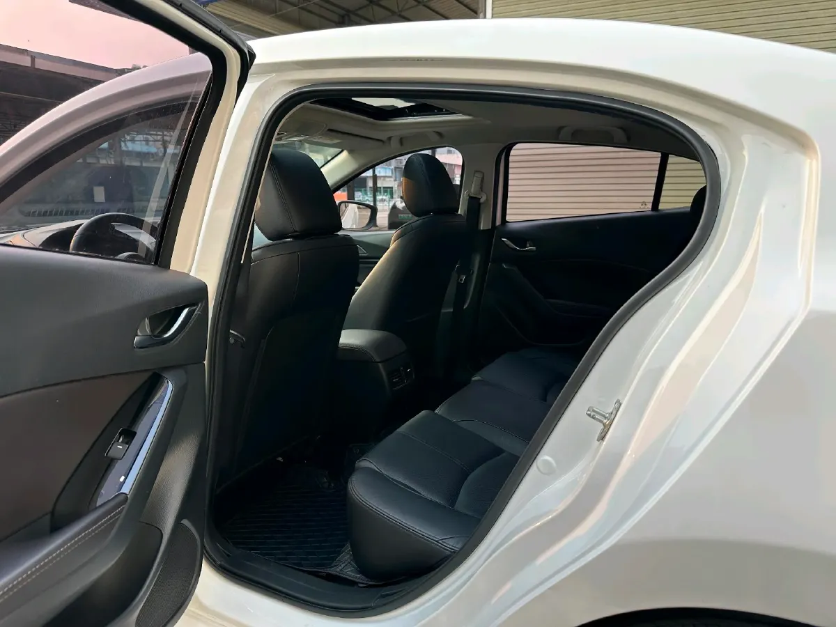 2017 Mazda 3 Axela 2.0L 158HP L4 6AT,autocango,china used car exporter,china ev exporter,chinese used car exporter,chinese used ev exporter