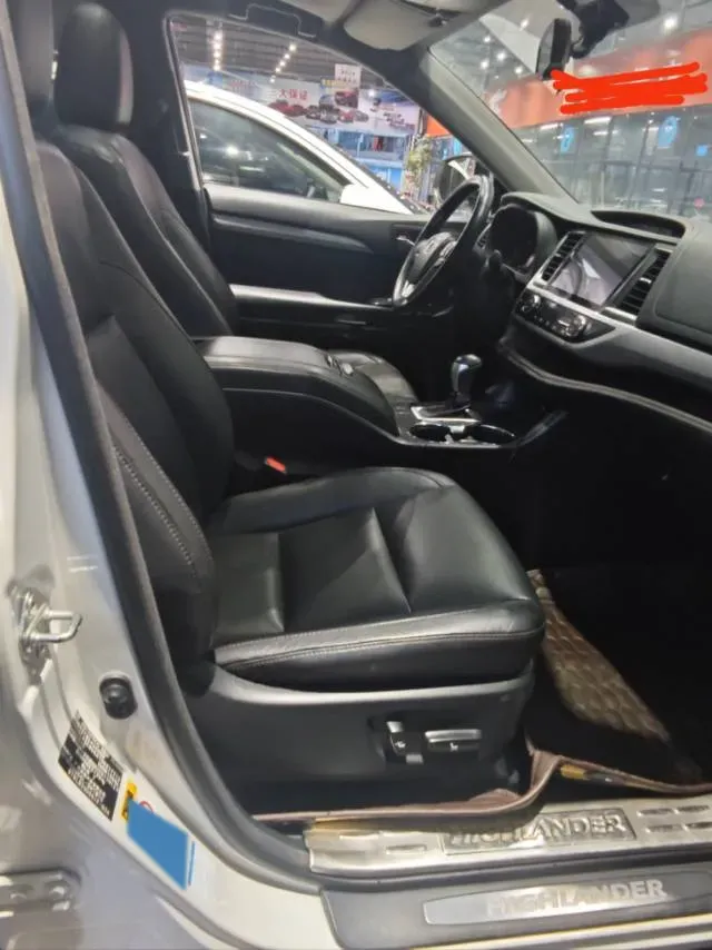 2017 Toyota Highlander 2.0T 220HP L4 6AT,autocango,china used car exporter,china ev exporter,chinese used car exporter,chinese used ev exporter