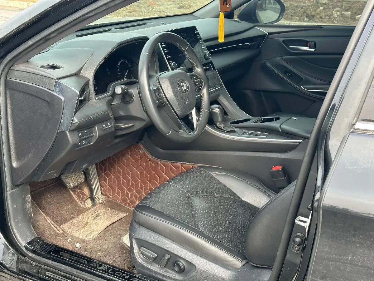 2021 Toyota Avalon 2.5L 209HP L4 8AT,autocango,china used car exporter,china ev exporter,chinese used car exporter,chinese used ev exporter