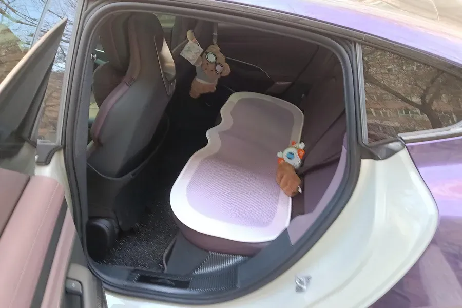 2024 MI SU7 BEV 73.6KWH,autocango,china used car exporter,china ev exporter,chinese used car exporter,chinese used ev exporter