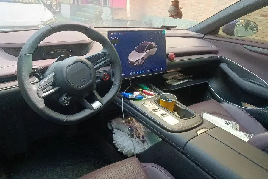 2024 MI SU7 BEV 73.6KWH,autocango,china used car exporter,china ev exporter,chinese used car exporter,chinese used ev exporter