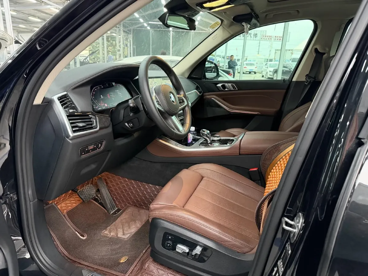 2021 BMW X5 3.0T 340HP L6 8AT,autocango,china used car exporter,china ev exporter,chinese used car exporter,chinese used ev exporter