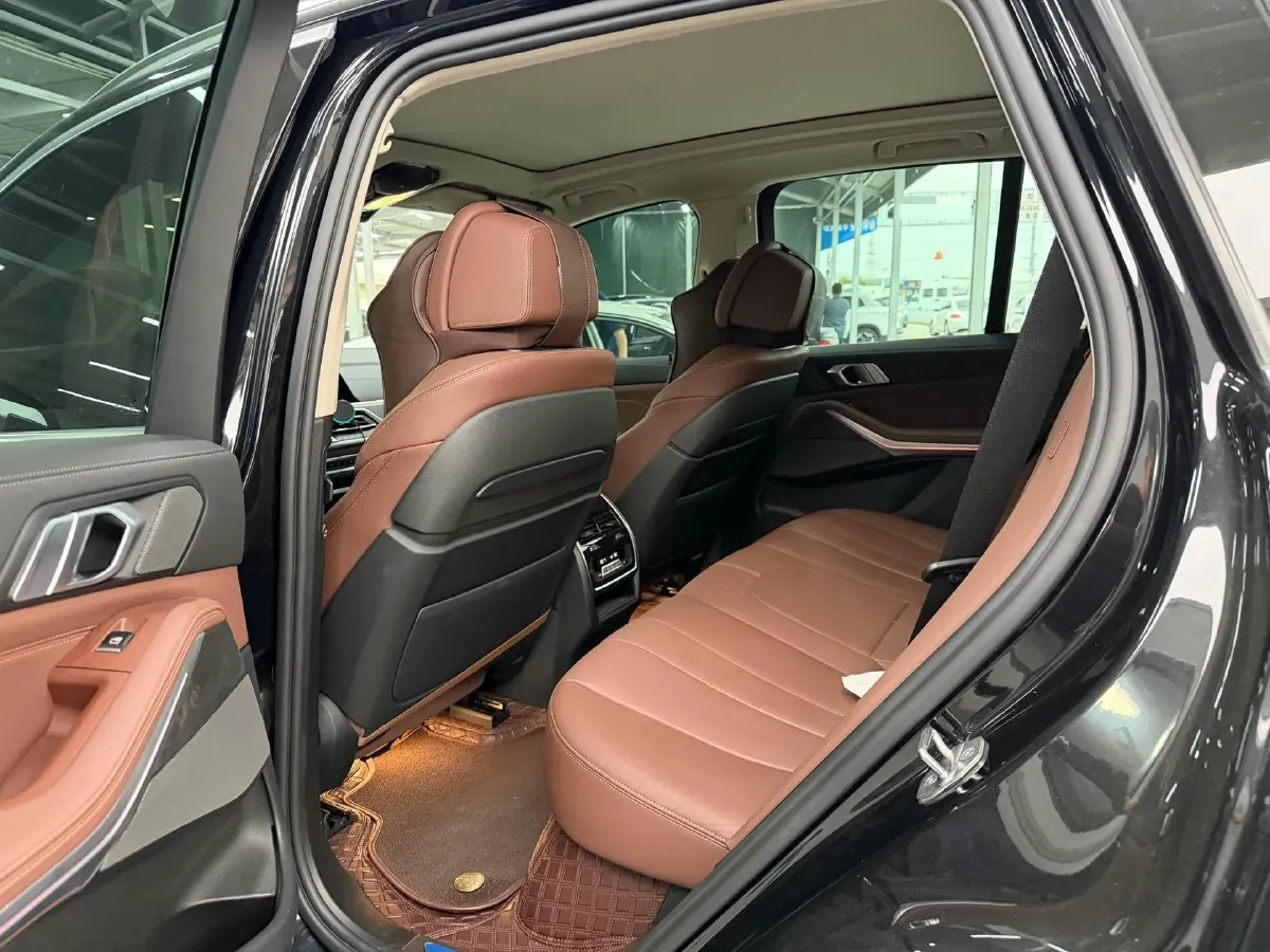 2021 BMW X5 3.0T 340HP L6 8AT,autocango,china used car exporter,china ev exporter,chinese used car exporter,chinese used ev exporter