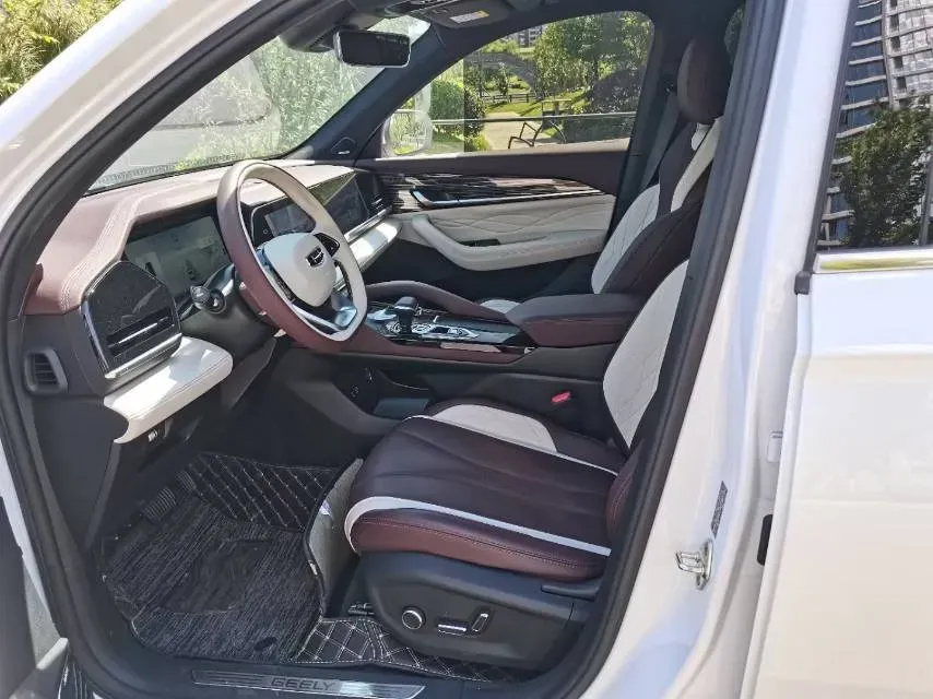 2021 Geely Monjaro 2.0T 218HP L4 7DCT,autocango,china used car exporter,china ev exporter,chinese used car exporter,chinese used ev exporter